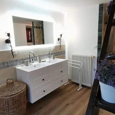 Du Ligal Apartament *